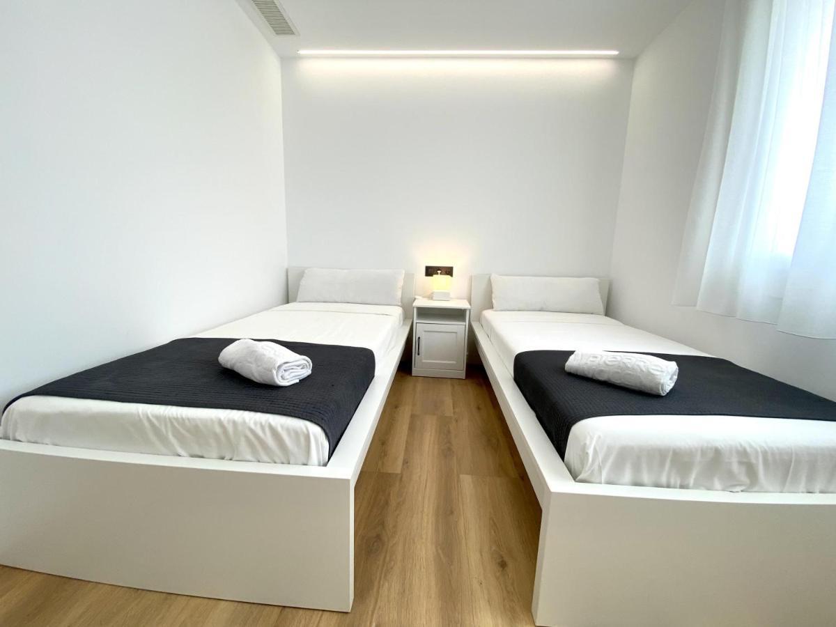 For A Stay Regueral Mar Кембрилс Екстериор снимка